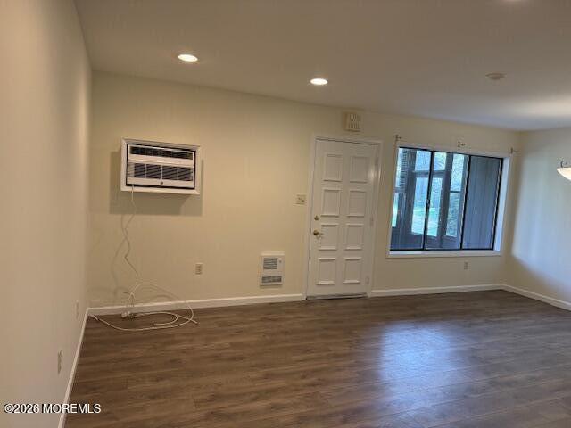 Building Photo - 113 Amberly Dr