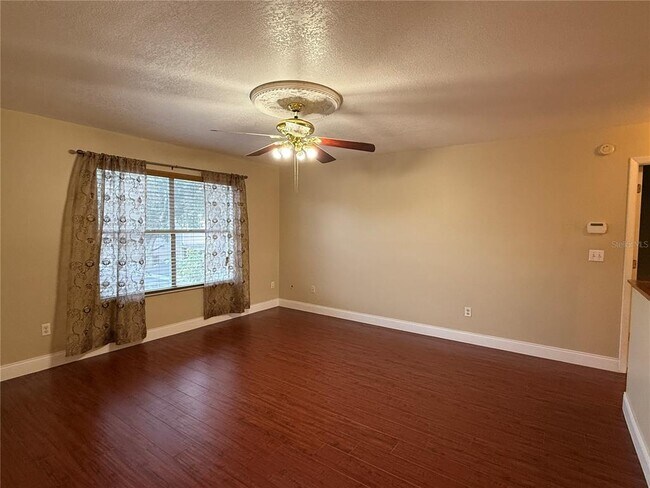 Building Photo - 1373 Foxforrest Cir