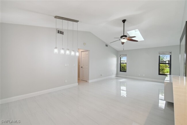 Building Photo - 1101 SW 51st Terrace