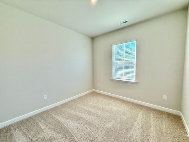 Building Photo - New Construction 4BD, 3.5BA Wake Forest To...