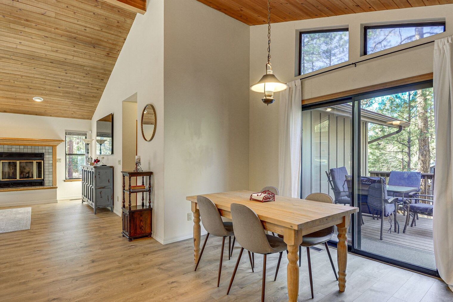 Building Photo - 1490 Valley Ranch Cir