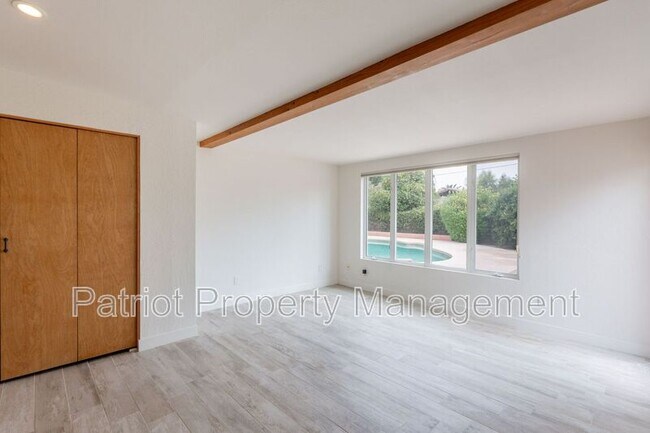 Building Photo - 7024 E Orange Blossom Ln