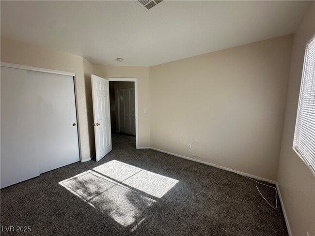 Building Photo - 9900 Calabasas Ave