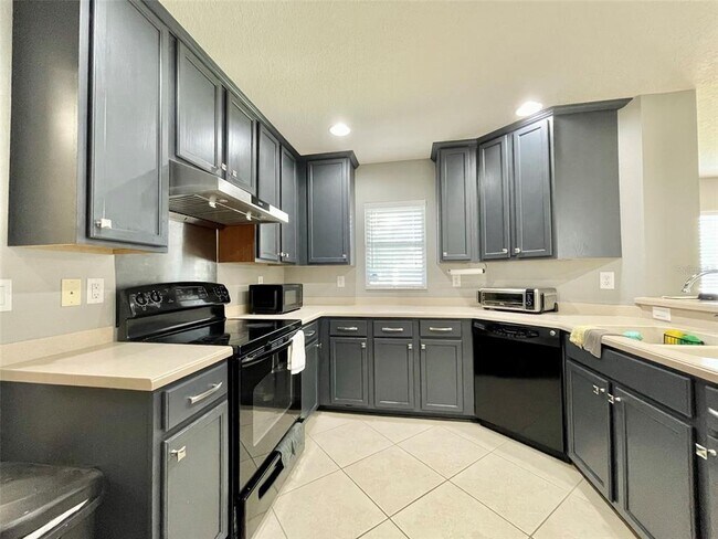 Building Photo - 8227 Midnight Sun Ct