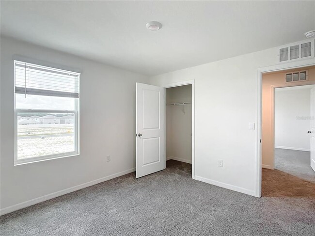 Building Photo - 8645 SW 45th Ct