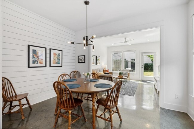 Building Photo - Germantown Gem just 1 mile from Downtown N...