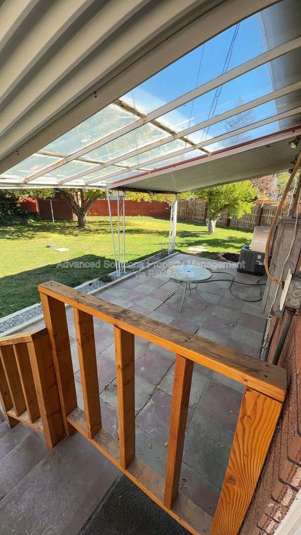 Building Photo - 967 Charlton Cir