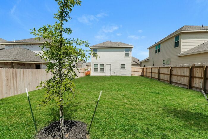 Building Photo - 9314 Dogwood Hill