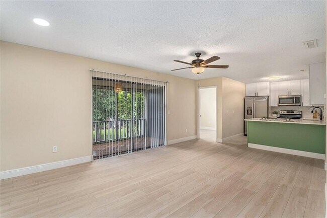 Building Photo - 3822 Cortez Dr