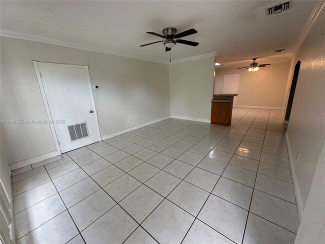 Building Photo - 1770 NE 148th St