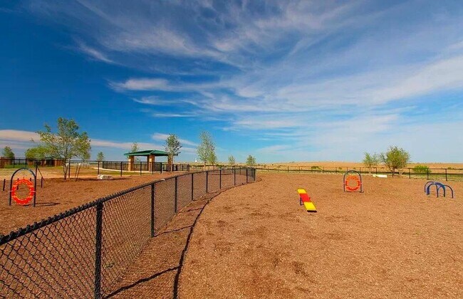 Building Photo - 384 Papaya Dr