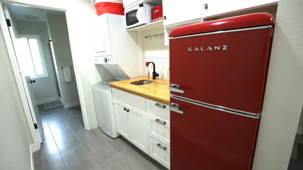 3rd Bedroom - Kitchenette - 12014 Kling St