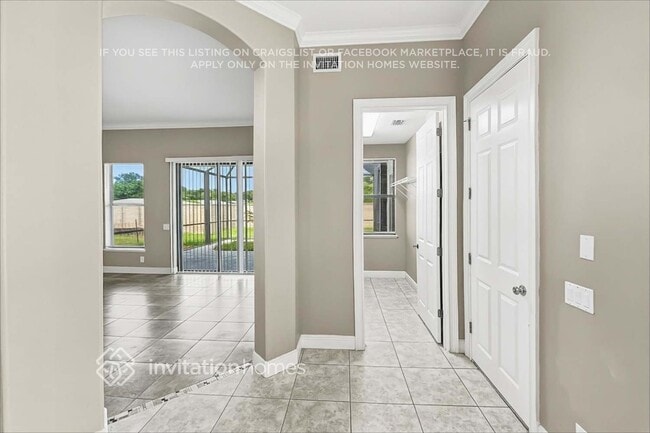 Building Photo - 6260 Parmeron Ln