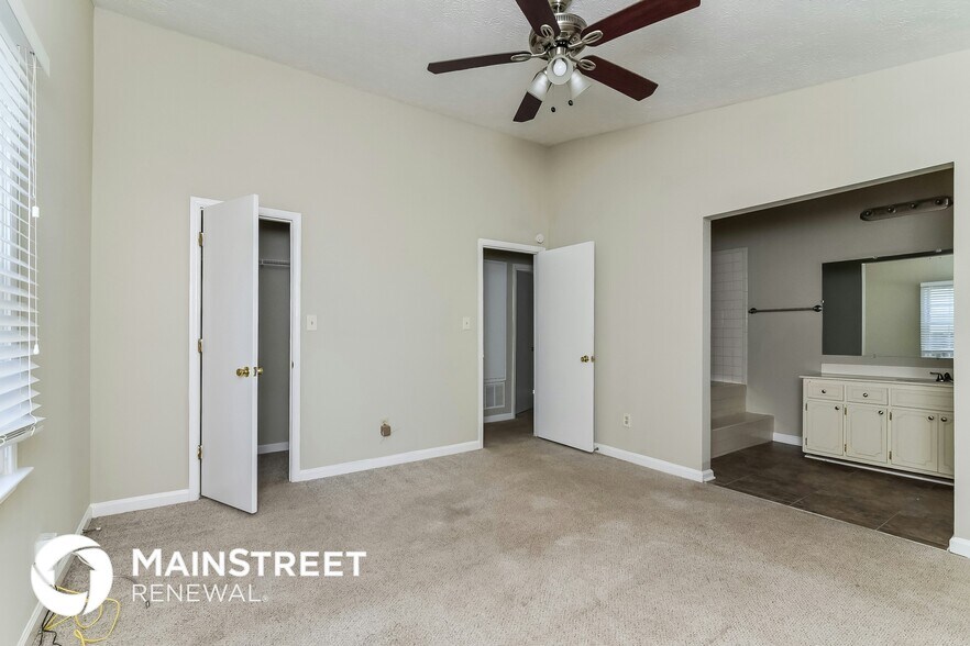 Building Photo - 2070 Corners Cir