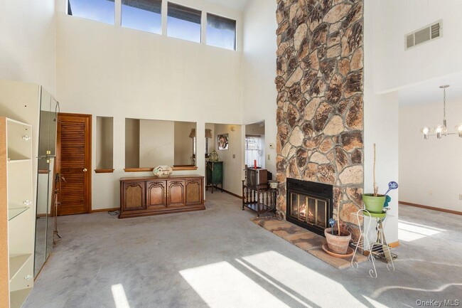 Building Photo - 422 Panorama Dr