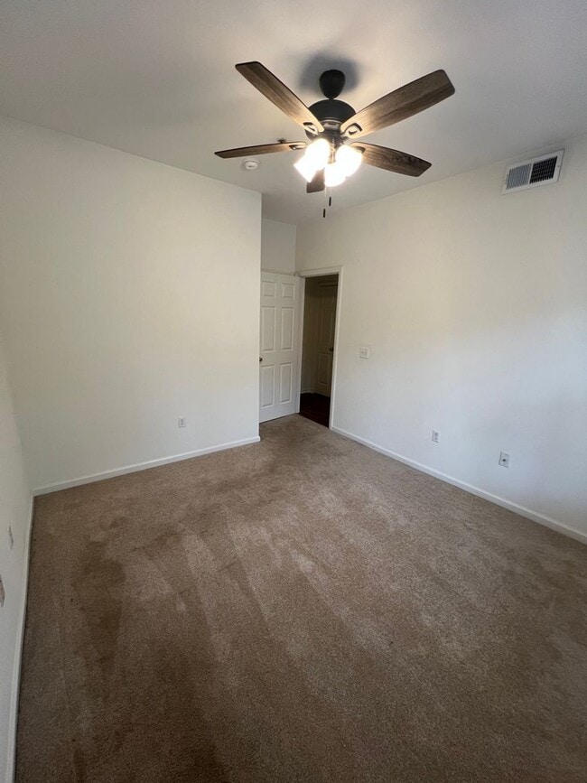 Building Photo - WELCOME TO THE LEGENDS HILTONHEAD!!