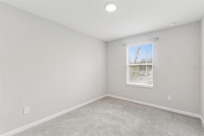 Building Photo - 212 Beautyberry Ln