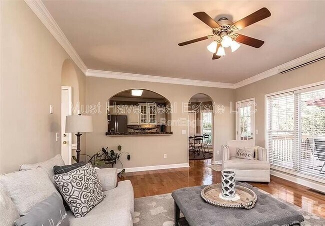 Building Photo - 5700 Crown Terrace