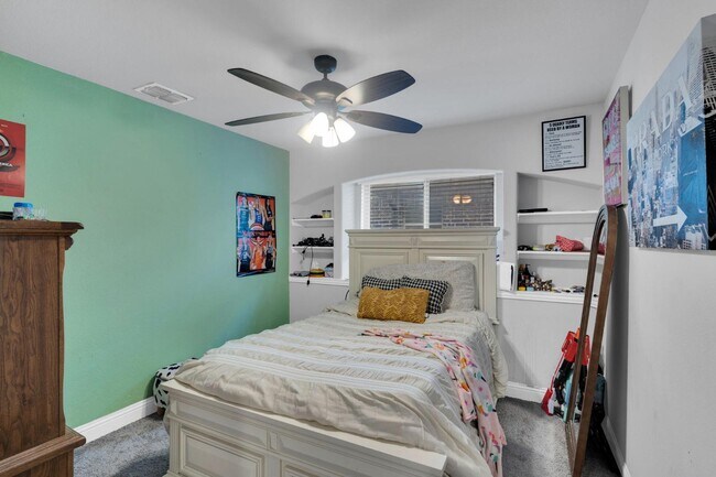 Building Photo - 1129 Snowy Owl Dr