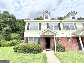 Building Photo - 944 Old Mill Point