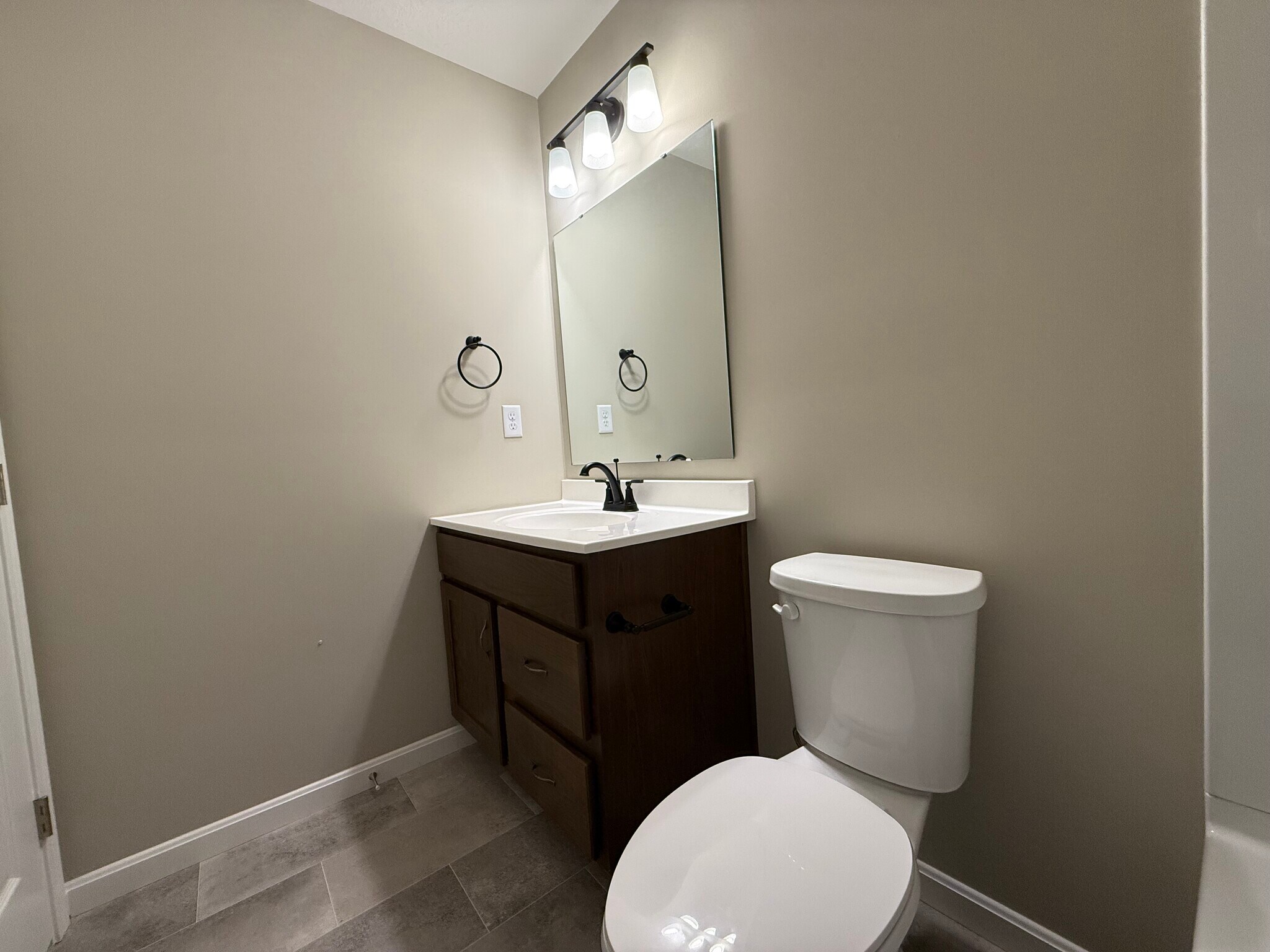 2nd Bath - 3435 Spring Harvest Dr