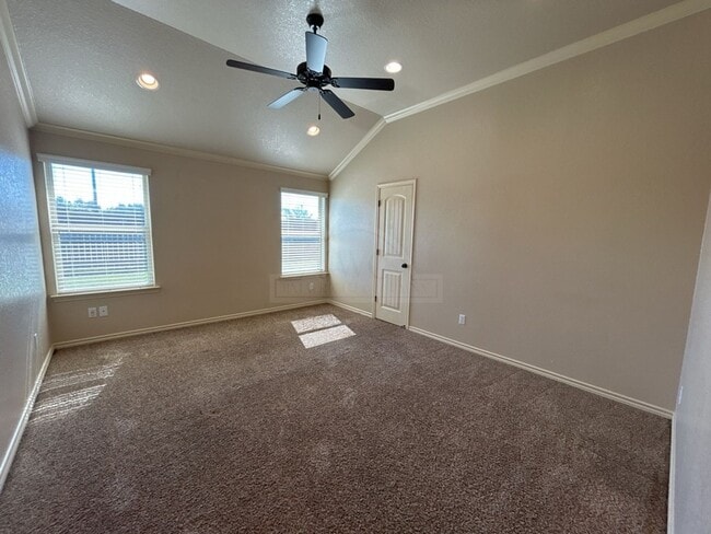 Building Photo - 5800 Luminous Ln