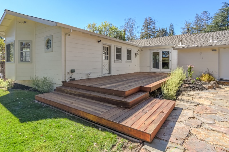 Building Photo - 421 Kahrs Ave