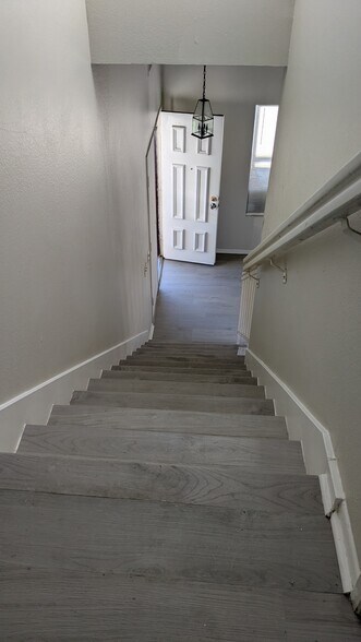 Building Photo - 24158 Amberley Dr