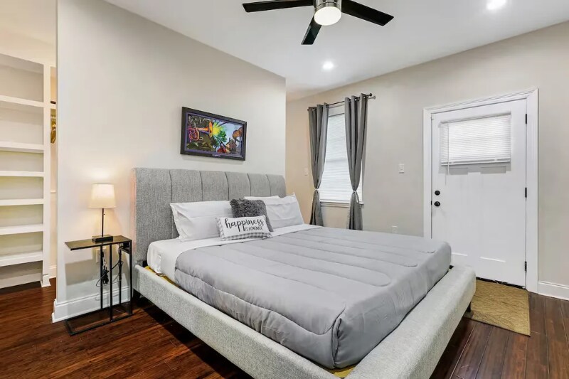 Building Photo - 1300 St Bernard Ave