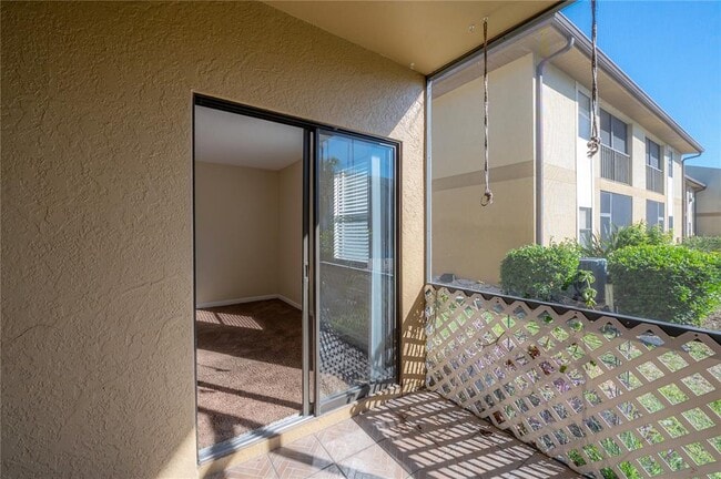 Building Photo - 12261 Sailwinds Dr