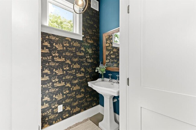 Building Photo - 3206 Garden Villa Ln