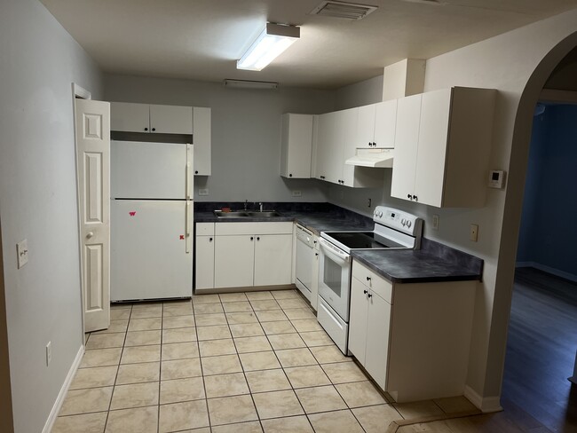 Primary Photo - 4413 27th St SW