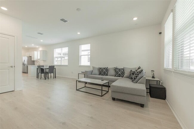 Building Photo - 2548 Caleb Asher Lp