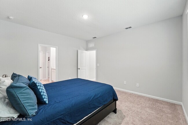 Building Photo - 14656 Macadamia Ln