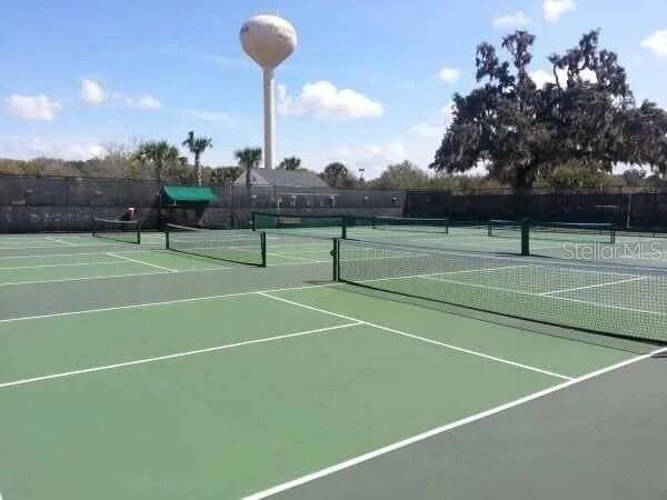 Building Photo - 2204 Crawford Ct