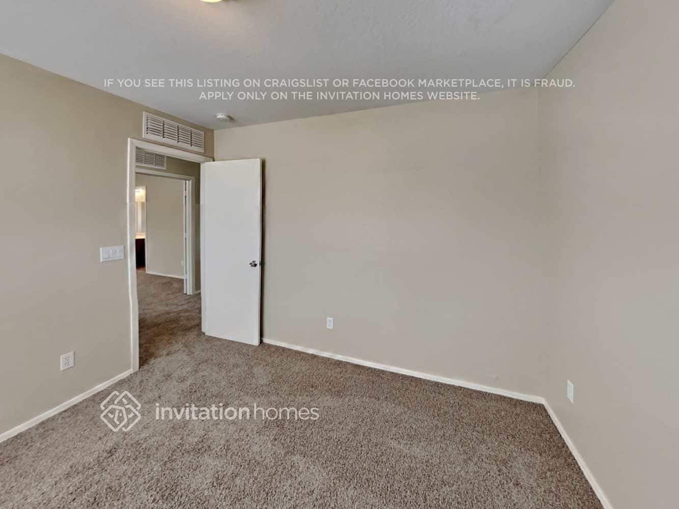 Building Photo - 4642 N 108th Ave