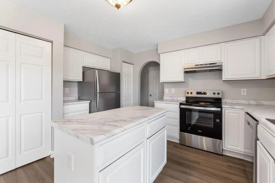 New Appliances - 8810 Greylag Loop