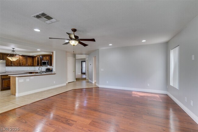 Building Photo - 1683 Tassel Fern Ave
