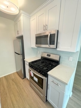 Interior Photo - 12415 Pacific Ave