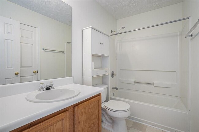 Building Photo - 2651 Waverly Hills Dr