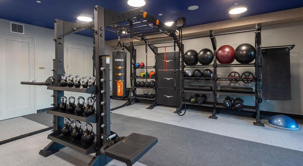 Building Photo - 1801 Patterson St