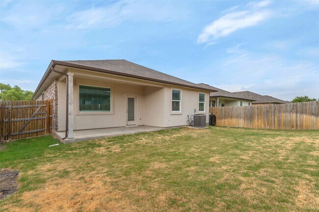 Building Photo - 228 Sunniberg Lp