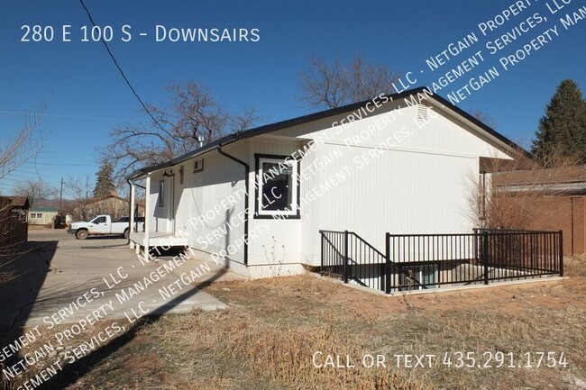 Building Photo - Newly Remodeled 2 Bedroom Basement Apartment