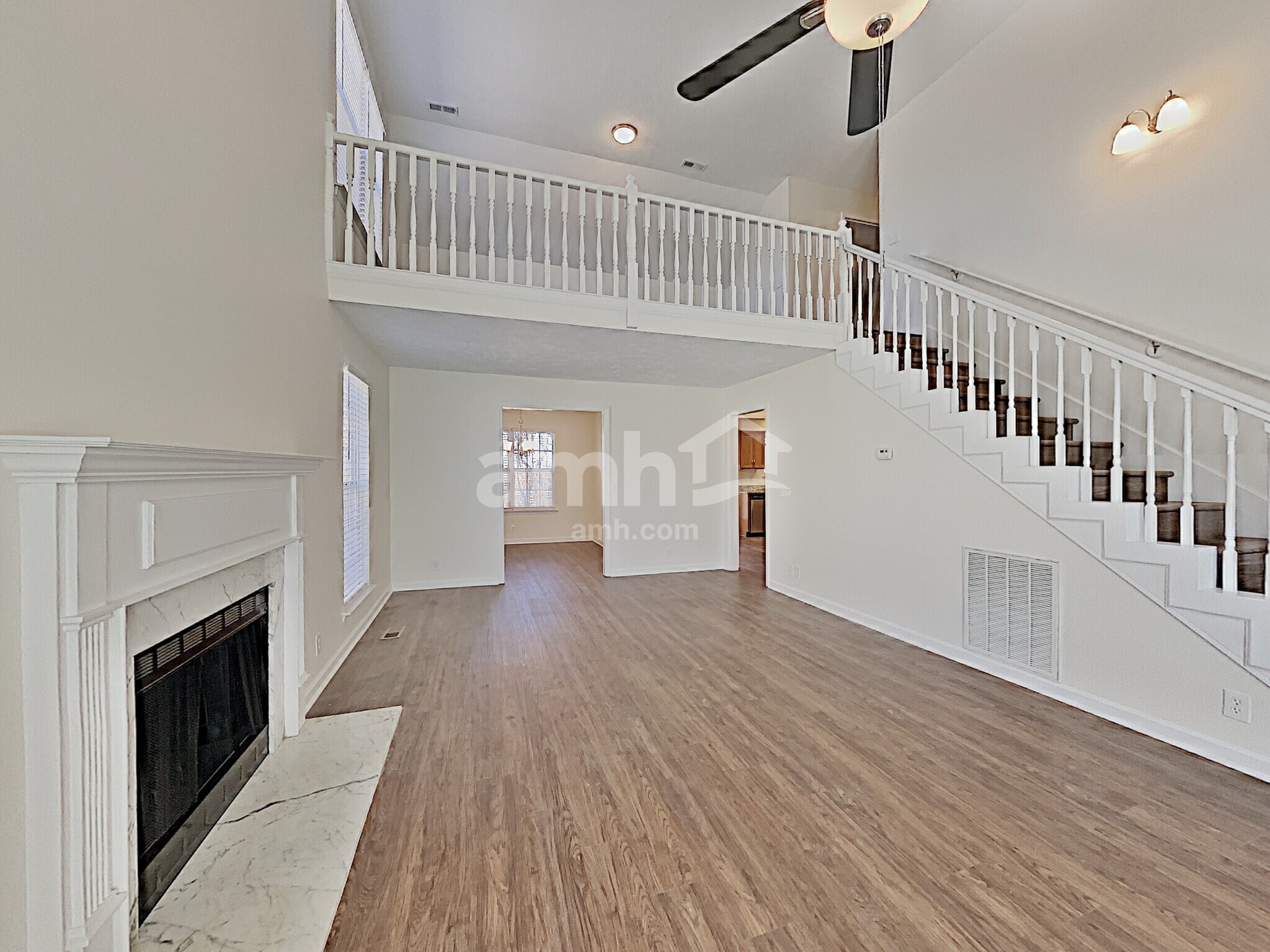 Building Photo - 3429 White Pine Dr