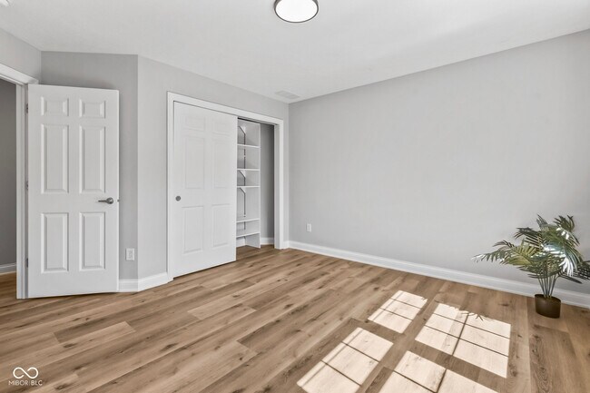 Building Photo - 11390 Heron Pass