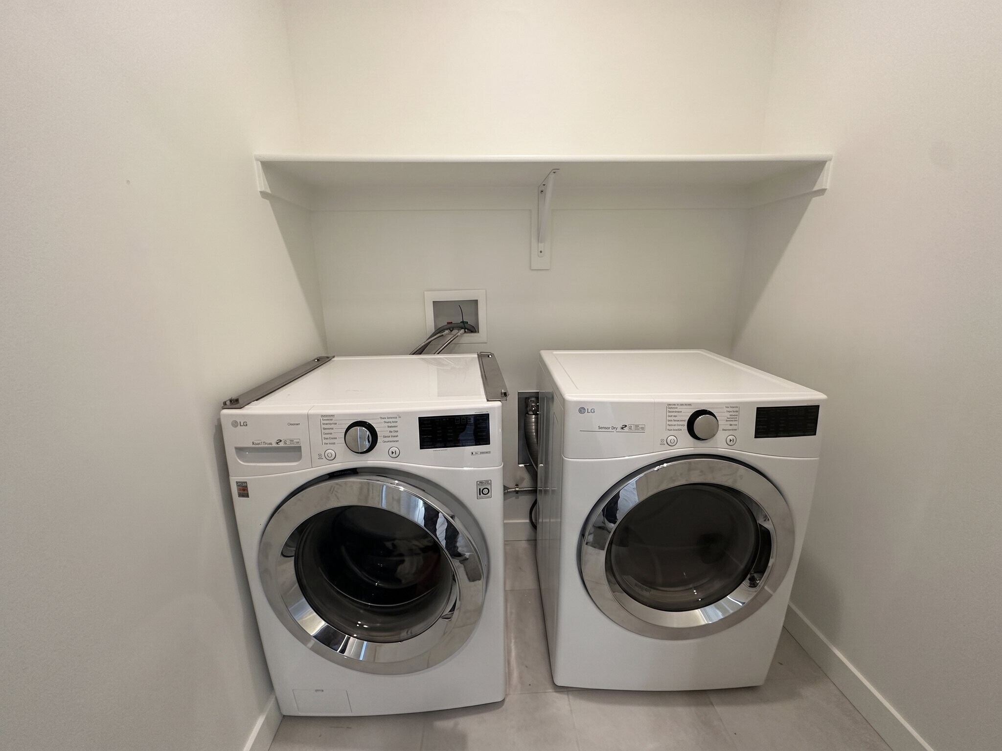 Building Photo - 476 S 900 W