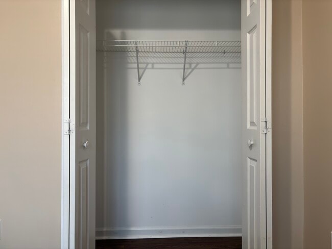 Building Photo - 3410 Camens Ct NE