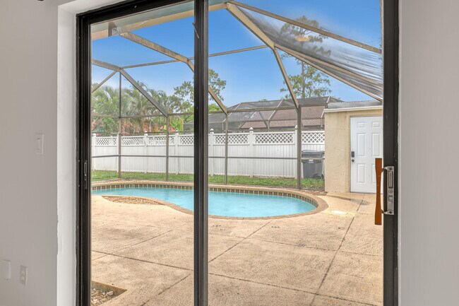 Building Photo - 1279 Periwinkle Pl