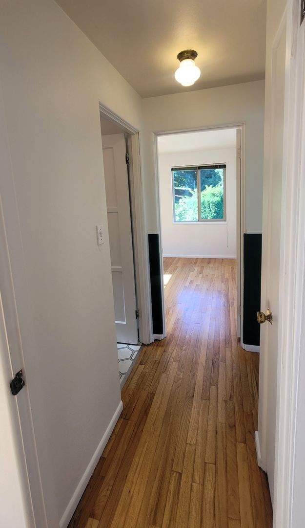 Building Photo - Spacious 2 Bedroom Condo in Downtown Bellingham - Forest St
