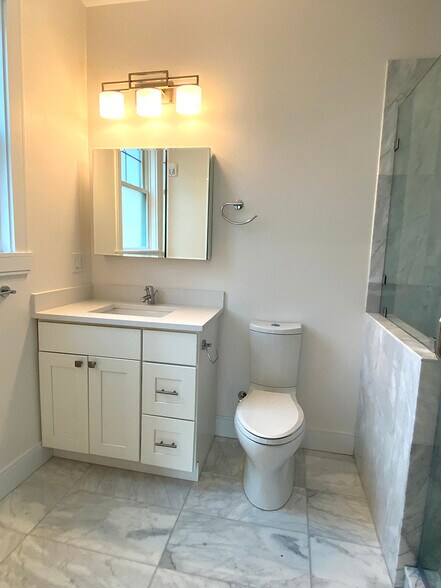 Building Photo - 32 Cummins Hwy